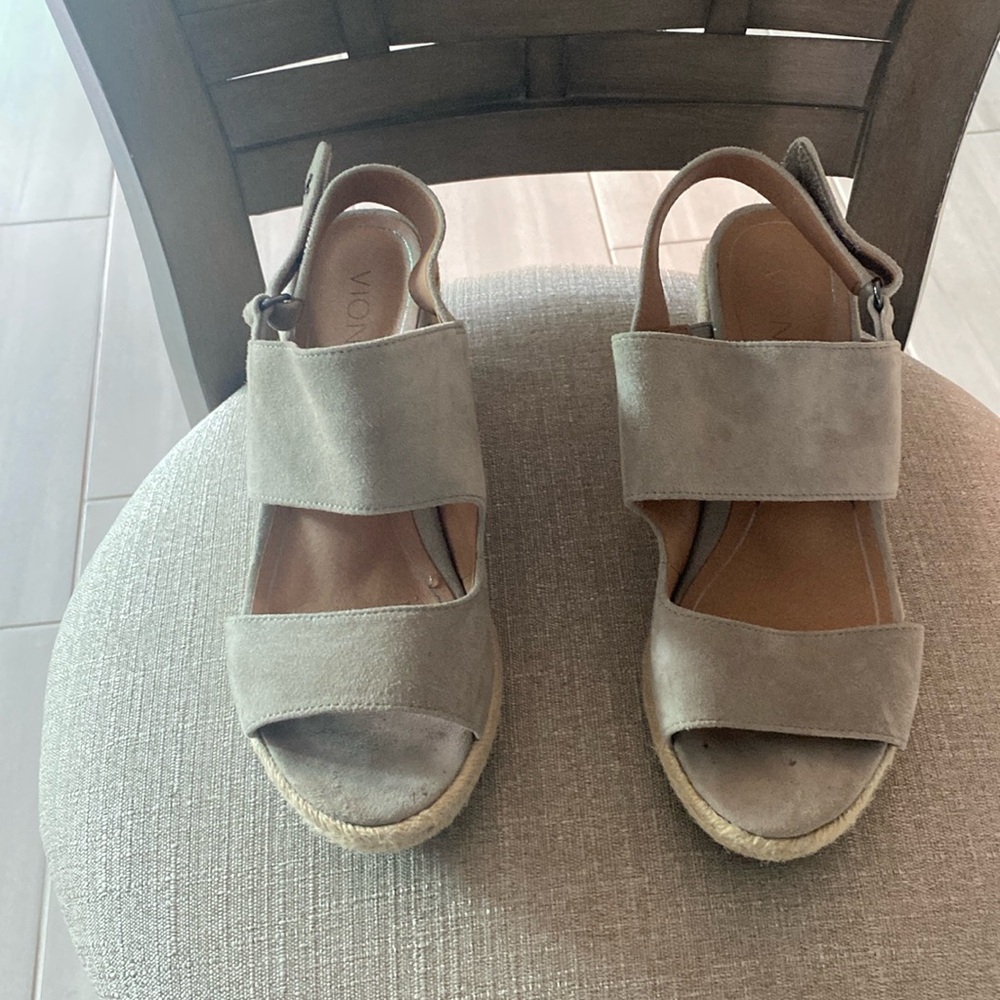 Vionic. Rarely worn. Grey/beige espadrilles. Size 7